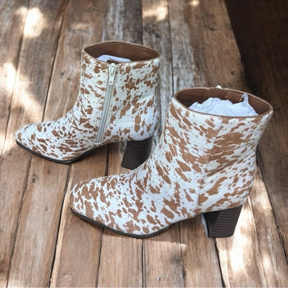 NWT INC International Concepts Women’s Dasha Block Heeled Booties